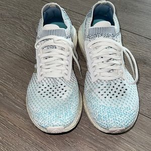 Adidas sneakers size 8